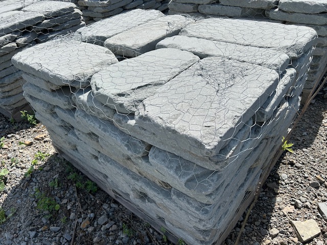 Lot 11: 3 pallets 2.5" Tumbled Irregular Bluestone Pavers 3